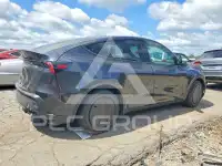 2026 Tesla Model Y photo