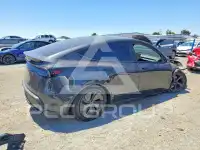 2026 Tesla Model Y фото
