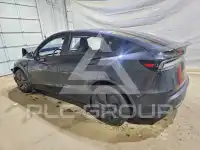 2026 Tesla Model Y фото