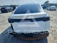 2026 Tesla Model Y фото
