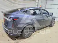 2026 Tesla Model Y фото