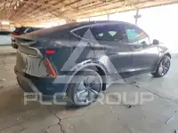 2026 Tesla Model Y фото