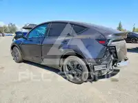 2026 Tesla Model Y фото