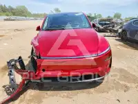 2026 Tesla Model Y фото