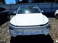2026 Tesla Model Y фото