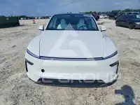2026 Tesla Model Y фото