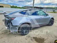 2026 Tesla Model Y фото