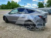 2026 Tesla Model Y фото