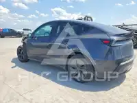 2026 Tesla Model Y photo
