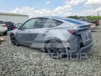 2026 Tesla Model Y фото