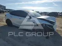 2026 Tesla Model Y photo