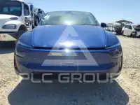 2026 Tesla Model Y фото