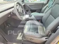 2026 Tesla Model Y фото