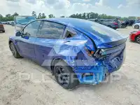 2026 Tesla Model Y photo