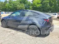 2026 Tesla Model Y photo