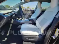 2026 Tesla Model Y фото