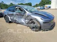 2026 Tesla Model Y фото