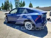 2026 Tesla Model Y фото