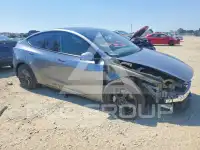 2026 Tesla Model Y фото