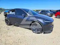 2026 Tesla Model Y фото