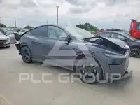 2026 Tesla Model Y photo