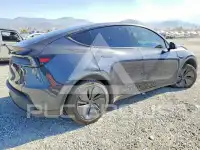 2026 Tesla Model Y фото