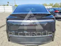 2026 Tesla Model Y фото