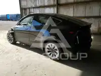 2026 Tesla Model Y photo