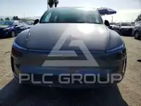 2026 Tesla Model Y фото
