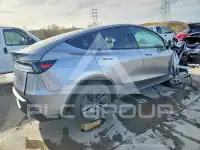 2026 Tesla Model Y photo