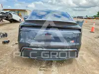 2026 Tesla Model Y фото