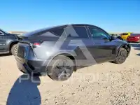 2026 Tesla Model Y фото