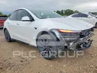 2026 Tesla Model Y фото