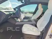 2026 Tesla Model Y фото