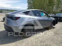 2026 Tesla Model Y фото