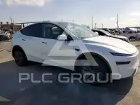 2026 Tesla Model Y фото