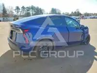 2026 Tesla Model Y фото