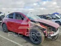 2026 Tesla Model Y фото