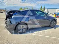 2026 Tesla Model Y photo