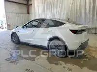 2026 Tesla Model Y фото