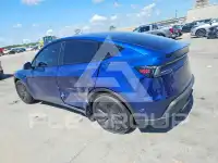 2026 Tesla Model Y фото