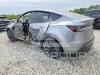 2026 Tesla Model Y photo