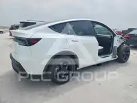 2026 Tesla Model Y photo