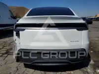 2026 Tesla Model Y фото