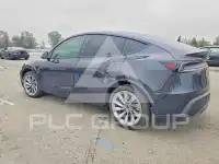 2026 Tesla Model Y фото