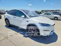2026 Tesla Model X фото