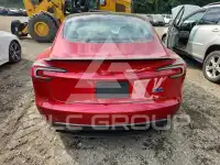 2026 Tesla Model 3 фото