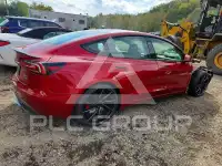 2026 Tesla Model 3 фото