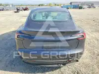 2026 Tesla Model 3 фото