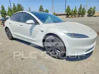 2026 Tesla Model 3 фото